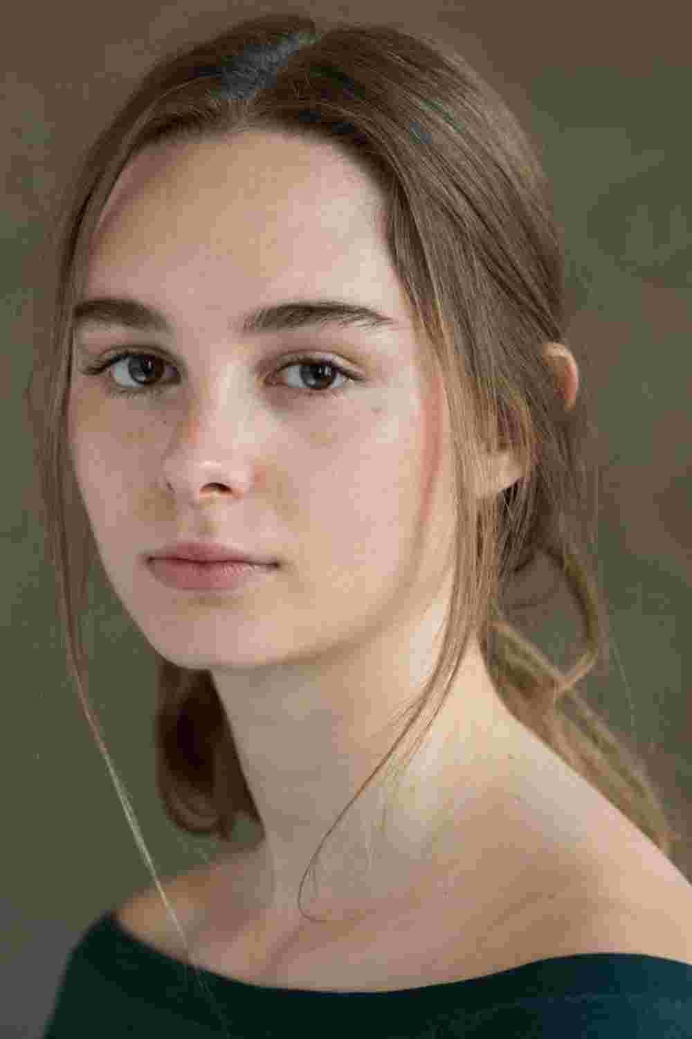 Saura Lightfoot Leon