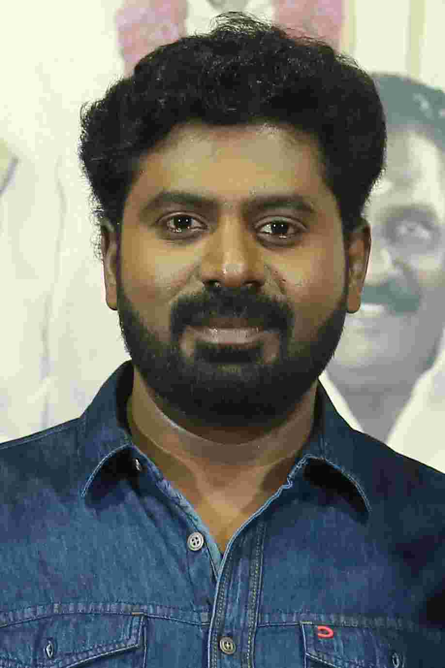 Suresh Nandha